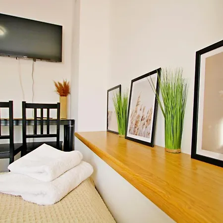 Nad Zalewem Holi Hotel apartamentowy *